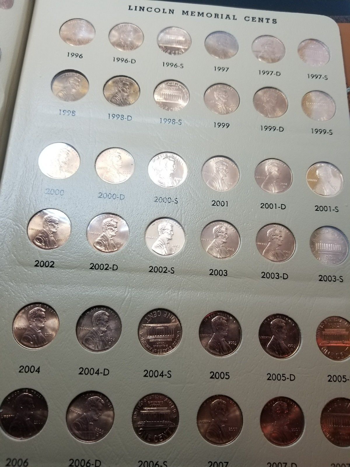 1909-2007-Lincoln-Cents-In-Dansco-Missing-Some-Keys